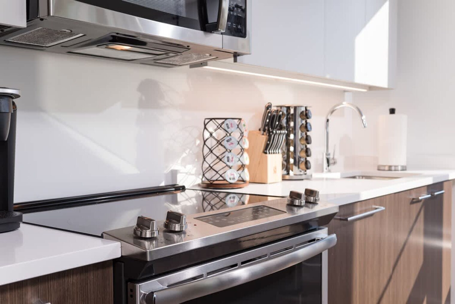 Building Photo - 425 Massachusetts Ave