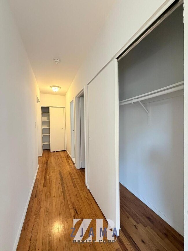 Building Photo - 1 bedroom in BROOKLYN NY 11226