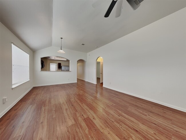 Building Photo - 2710 Bammelwood Dr