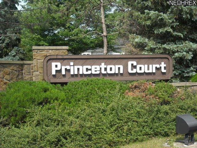 Building Photo - 6515 Princeton Ct