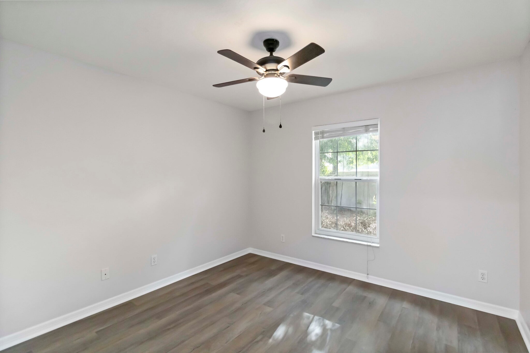 Building Photo - 1612 Summer Breeze Way