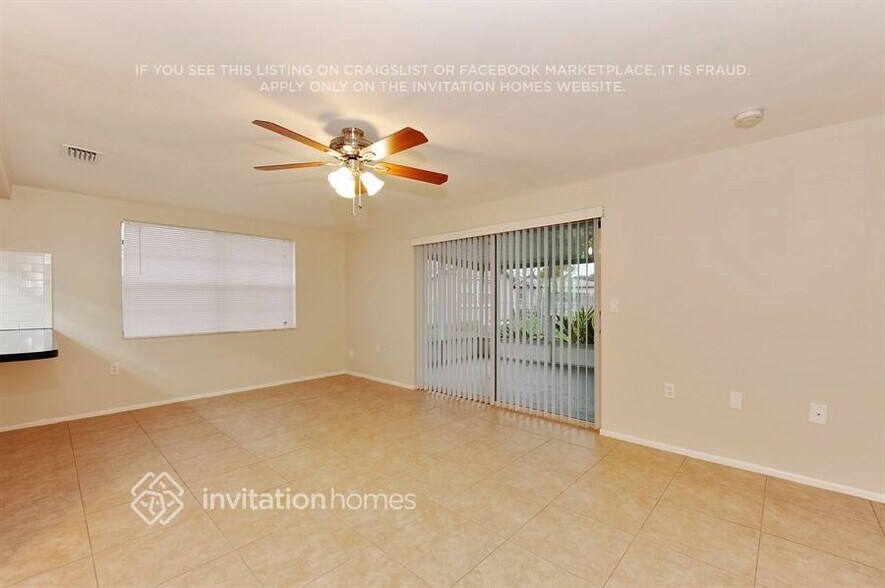 Building Photo - 5809 Elena Dr