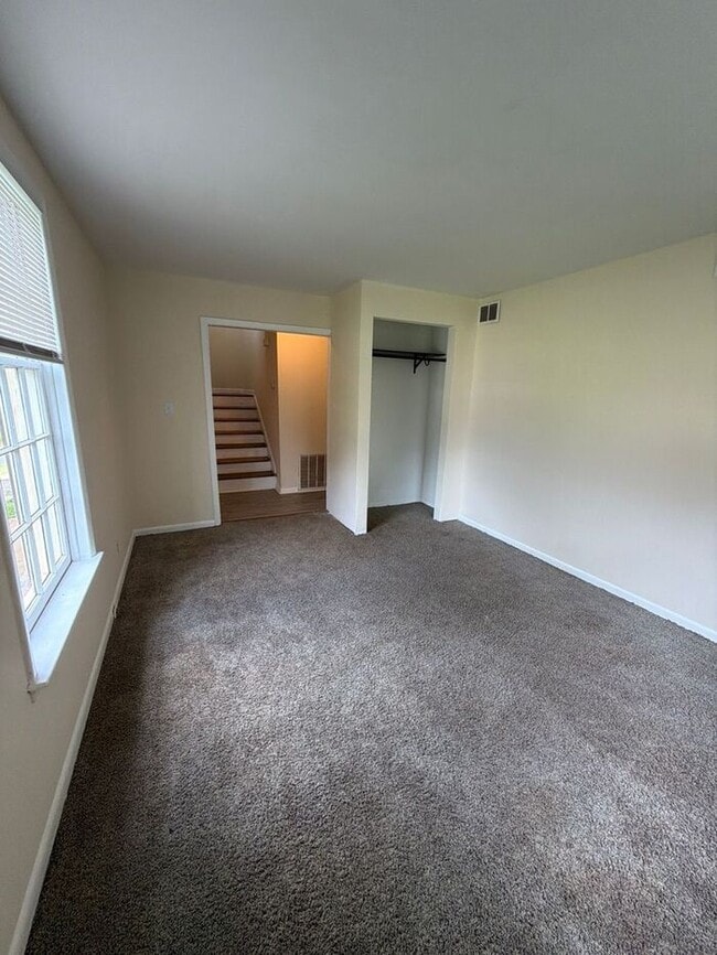 Building Photo - T.R. Lawing Realty Property