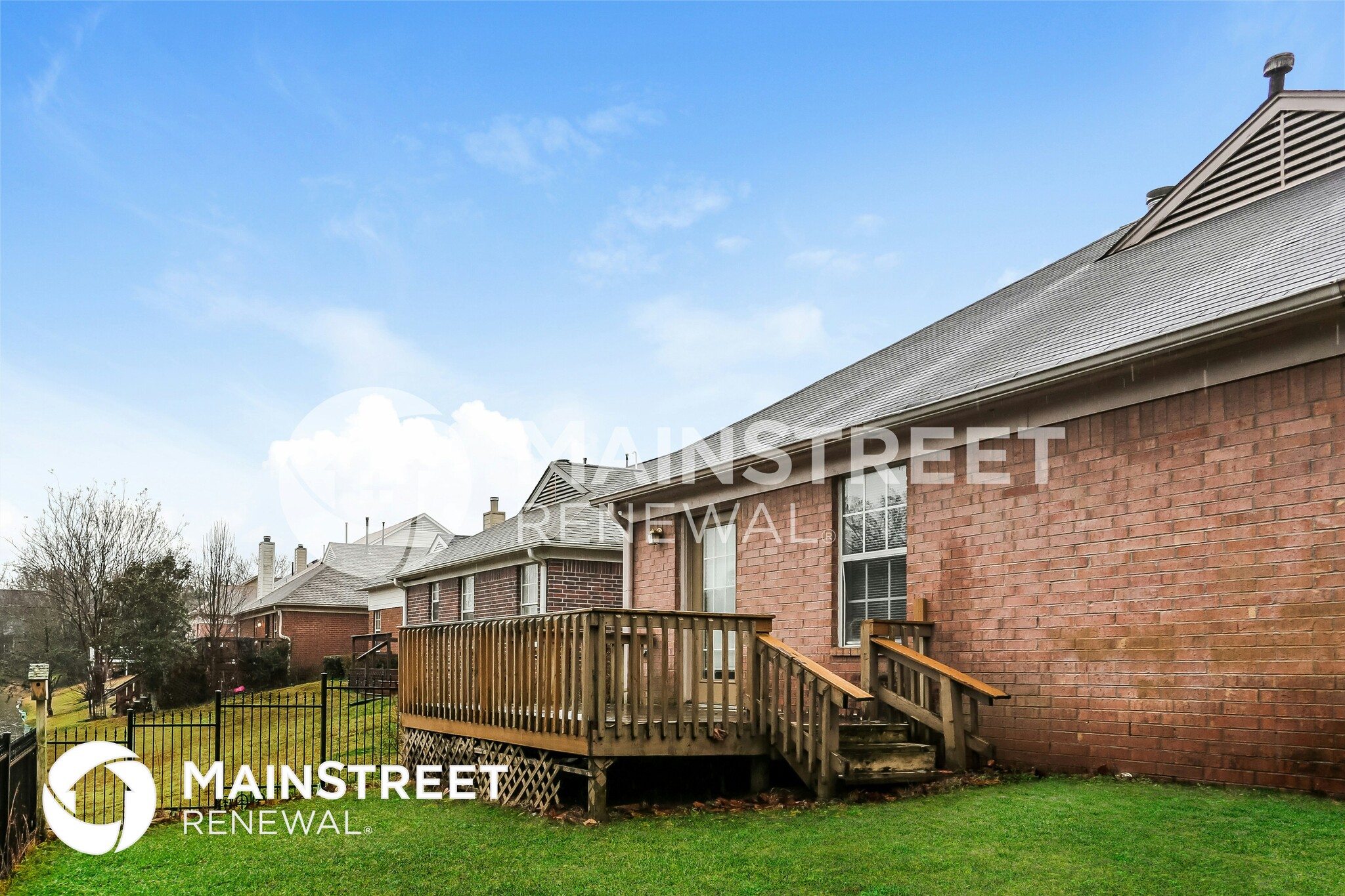 Building Photo - 924 Dalemore Ln