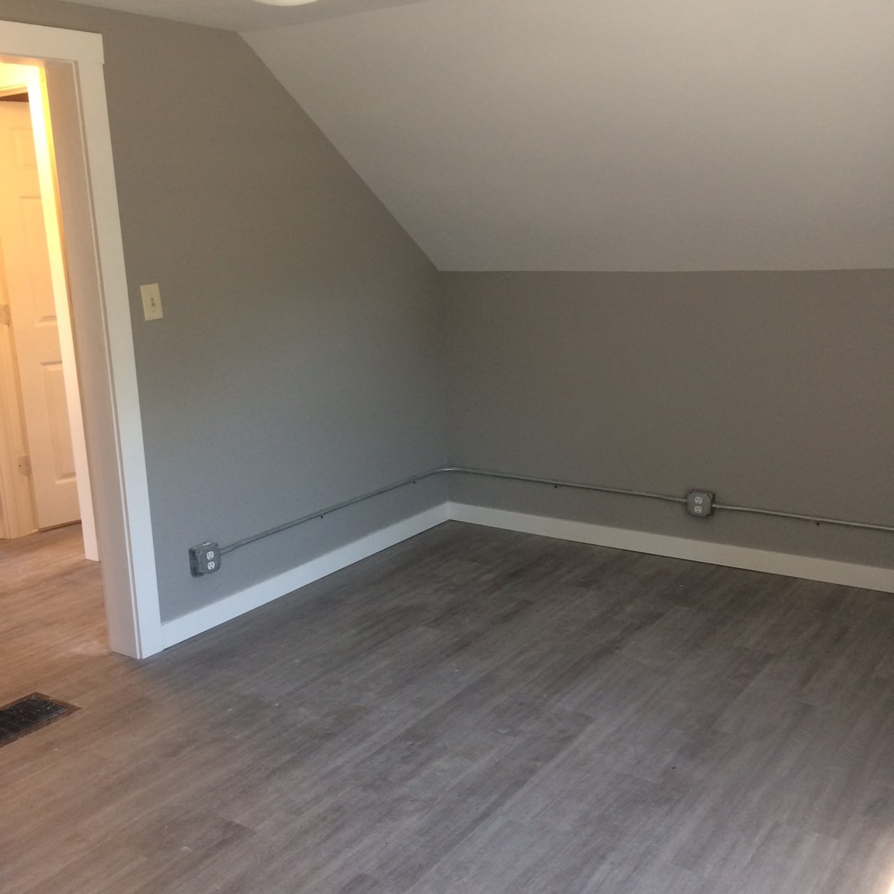 Building Photo - 1621-1623 Hyde Ave