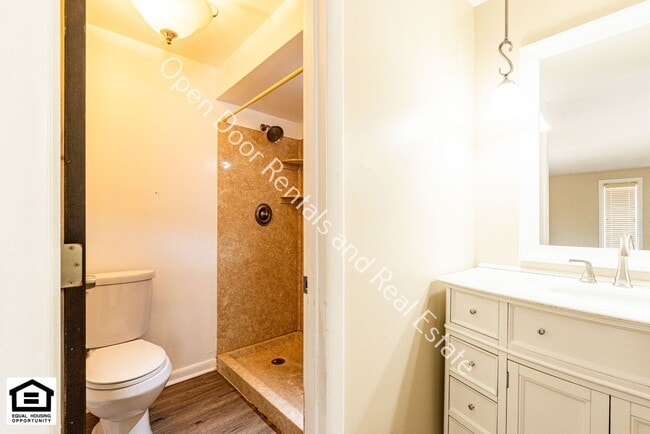 Building Photo - 10512 Brandywine Dr