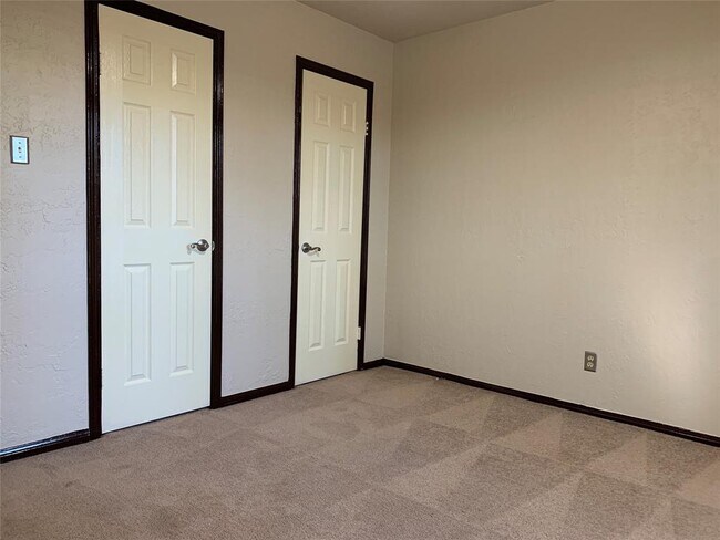 Building Photo - 434 Gentilly Dr