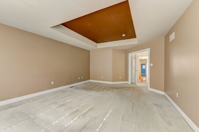 Building Photo - 54 Old Barn Dr