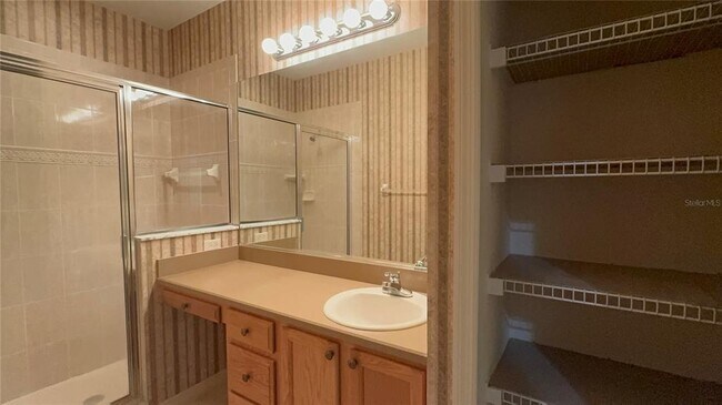 Building Photo - 1707 W Spring Meadow Loop