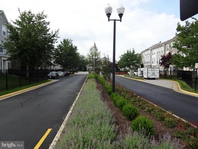 Building Photo - 21836 Jarvis Square