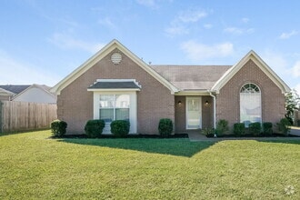 Building Photo - 200 Village Dr