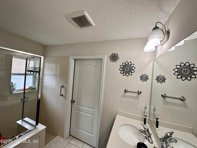 Building Photo - 12385 Rouen Cove Dr