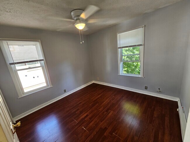 Building Photo - 1777 Marks Ave