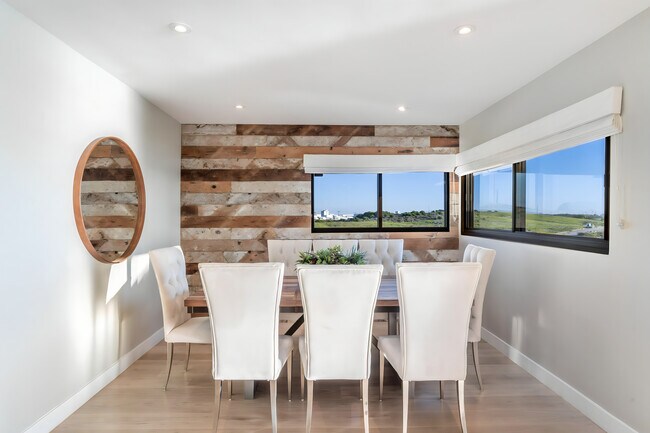 Dining Area - 7611 Rindge Ave