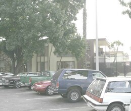Building Photo - 3850 Potomac Ave
