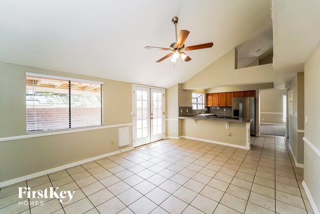 Building Photo - 2701 W Camino De La Joya