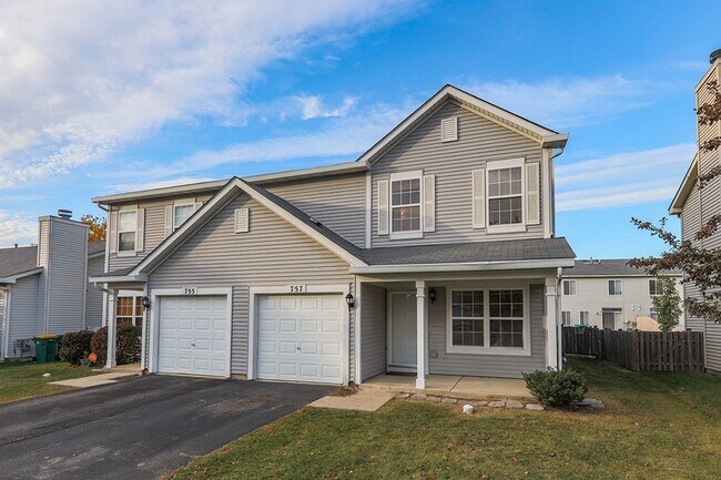 Building Photo - 757 Bayles Dr