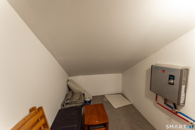 Building Photo - 2 Sutula Rd