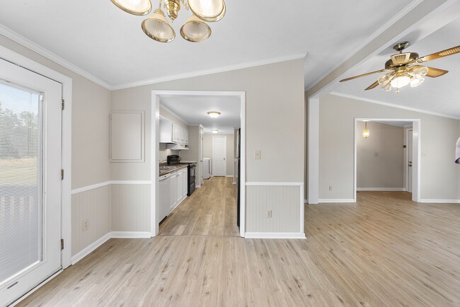 Building Photo - 674 Mount Olivet Church Rd