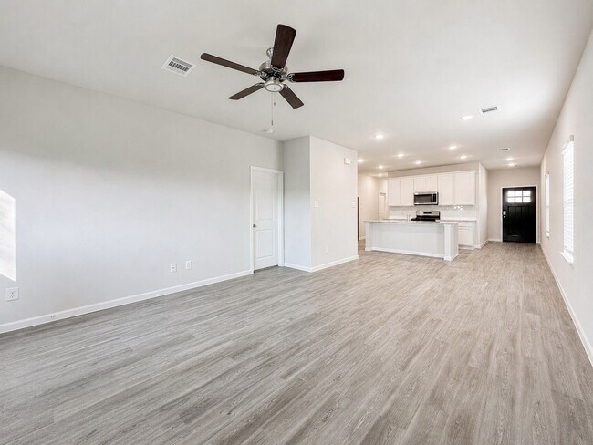 Building Photo - 52 Valiant Ridge Trail