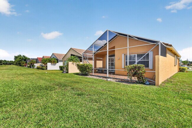 Building Photo - 7116 Cataluna Cir