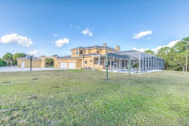 Building Photo - 11733 SW Citrus Blvd S