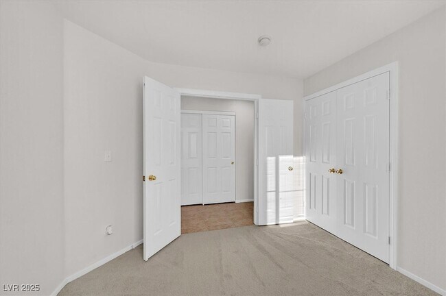 Building Photo - 7504 Evening Falls Dr