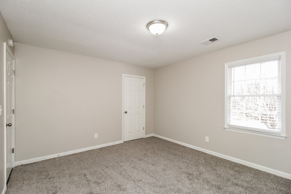 Building Photo - 5196 Olde Mill Dr NE