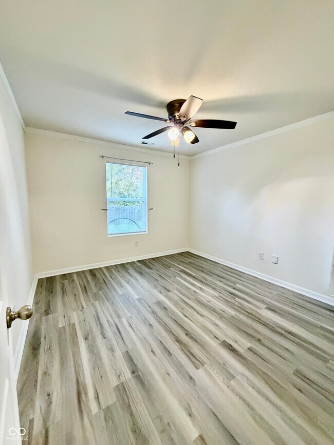 Building Photo - 7952 Bombay Ln