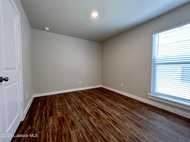 Building Photo - 2132 Kirksey Ave