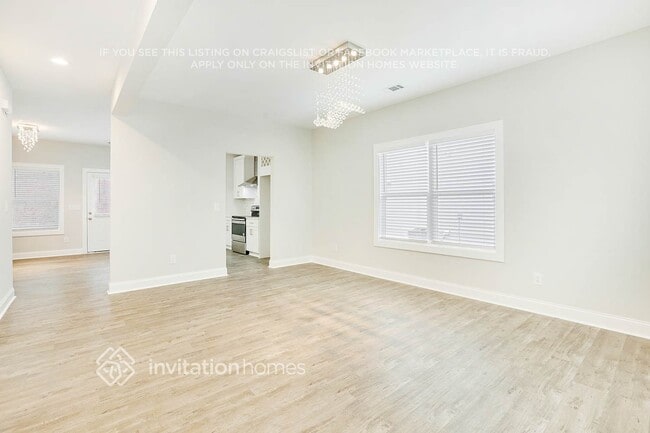 Building Photo - 280 Valley View Dr