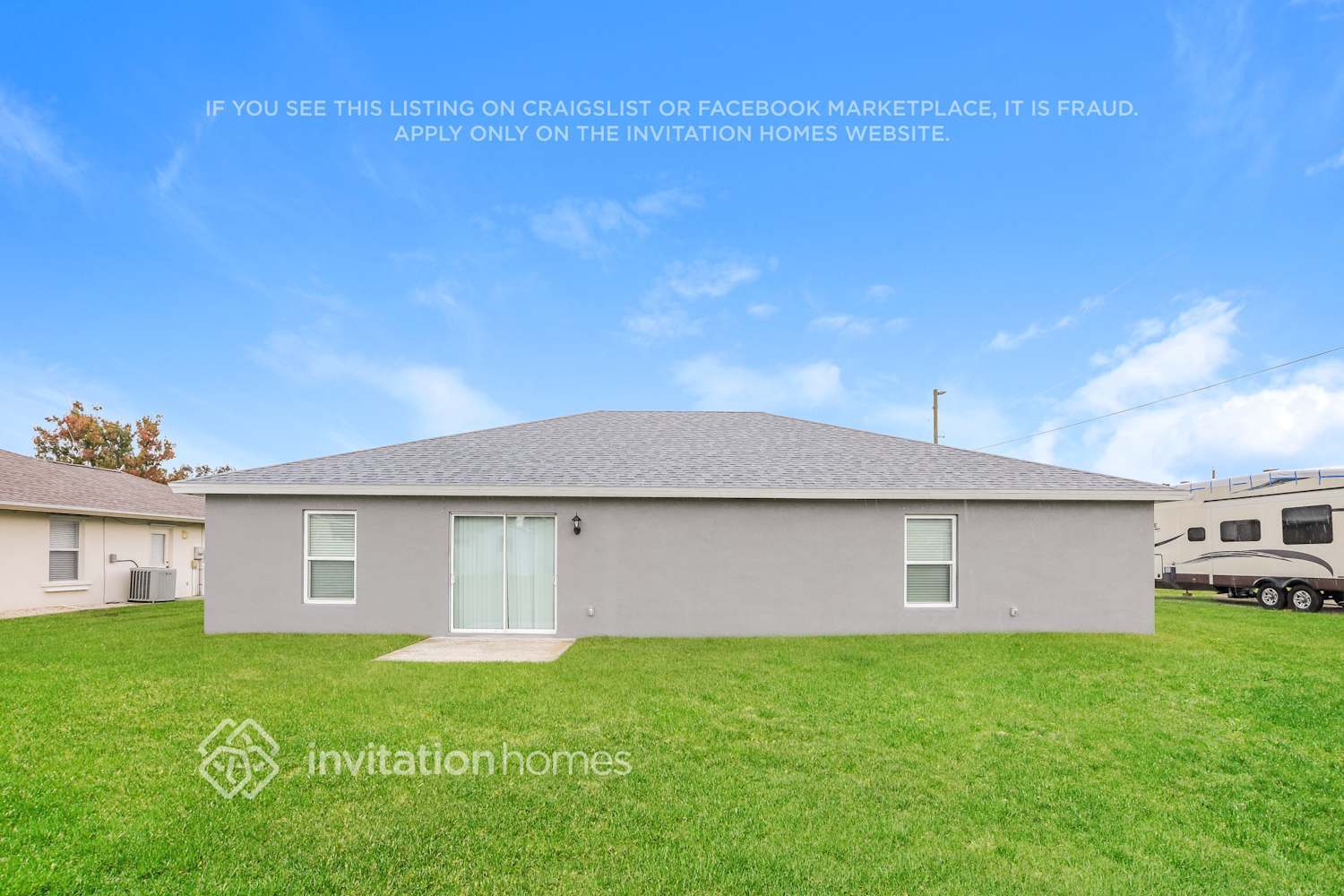 Building Photo - 23165 Lindale Ave