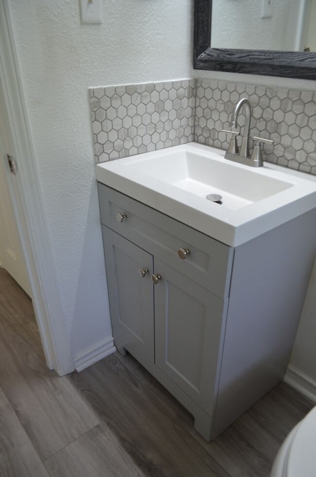 Building Photo - Call this Home!