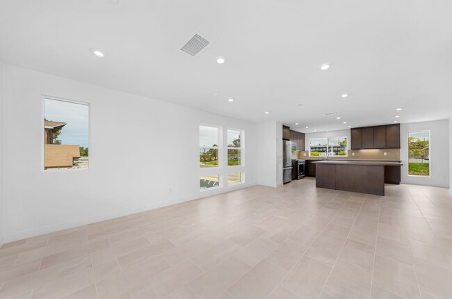 Building Photo - Available now! Brand New 4 Bedroom Townhom...
