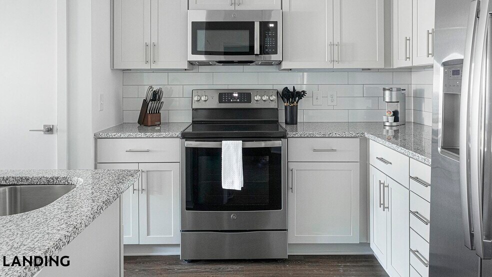 Building Photo - 2110 Birkhall St