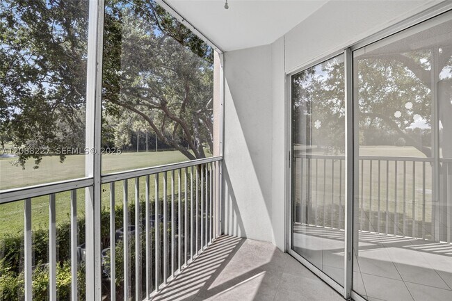 Building Photo - 1200 SW 125th Ave