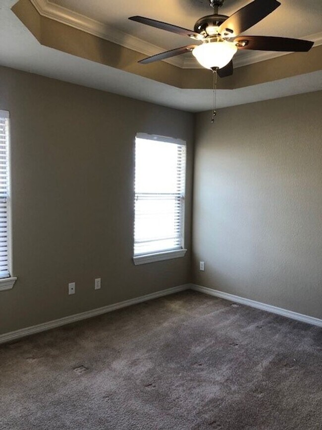 Building Photo - 1204 River Ridge