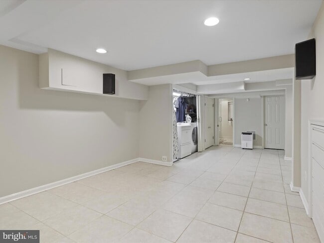 Building Photo - 4725 Rock Spring Rd