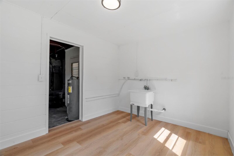 Building Photo - 5916 Gulfport Blvd S