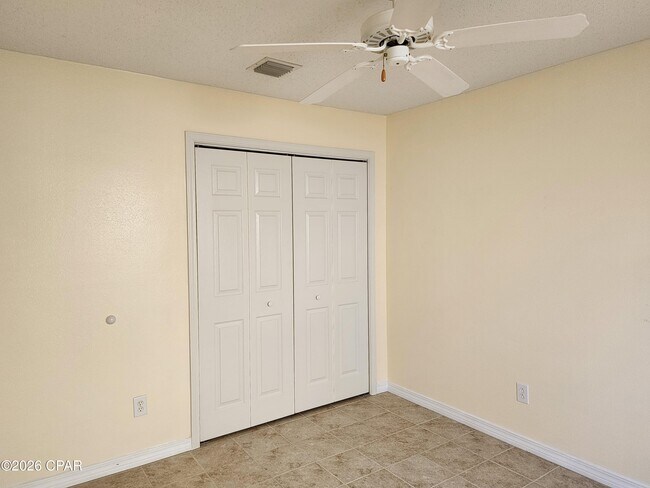 Building Photo - 226 Summerwood Dr