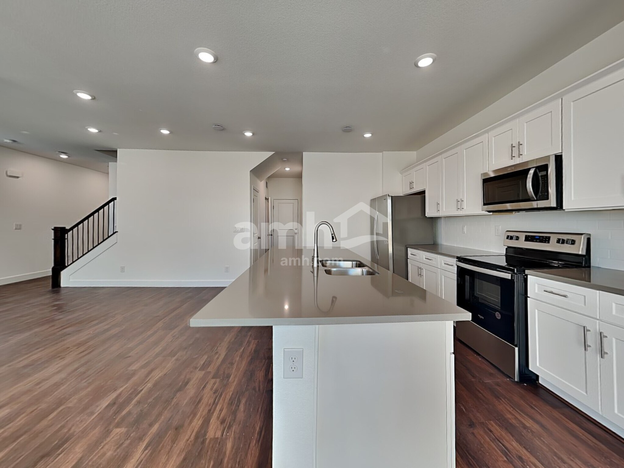 Building Photo - 8886 Tiger Tooth Ave