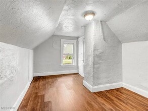 Building Photo - 3635 E 49th St