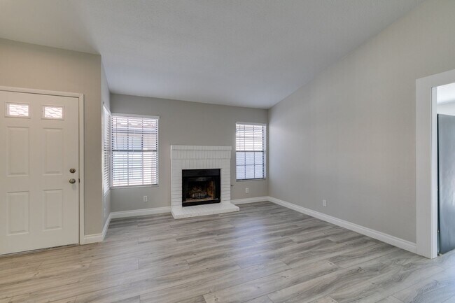 Building Photo - Beautiful Upgraded 3 Bedroom Home in Southwest Las Vegas!