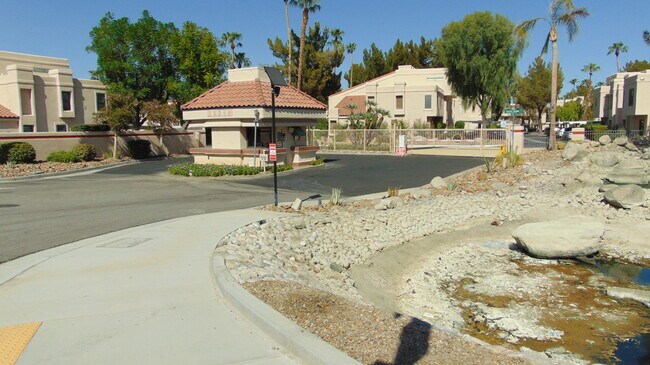Building Photo - 35200 Cathedral Canyon Dr
