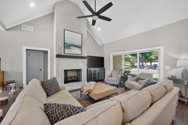Building Photo - 1071 Osprey Ln
