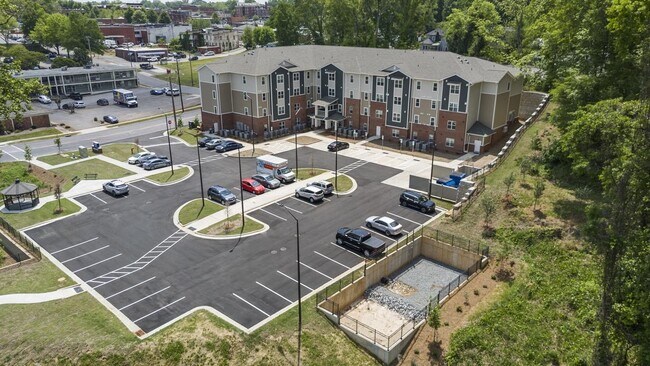 Building Photo - Bluebird Commons