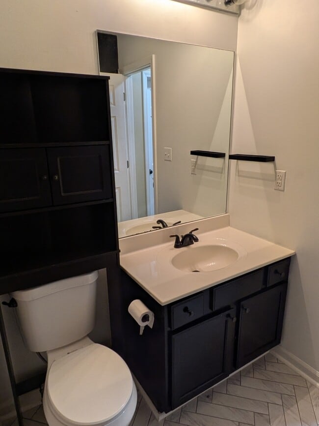Building Photo - 2552 Knightsbridge Ln