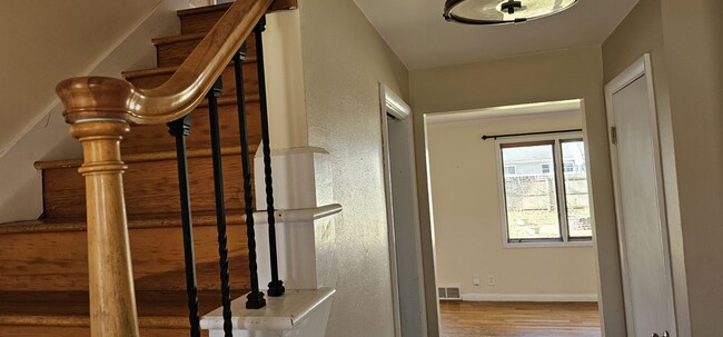 Building Photo - 227 Timber Ln