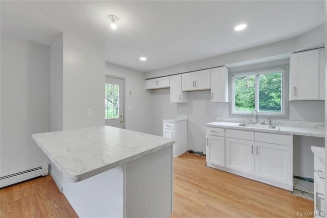 Building Photo - 32 Highland Dr