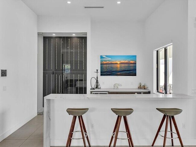 Building Photo - 6122 SW 173rd Way